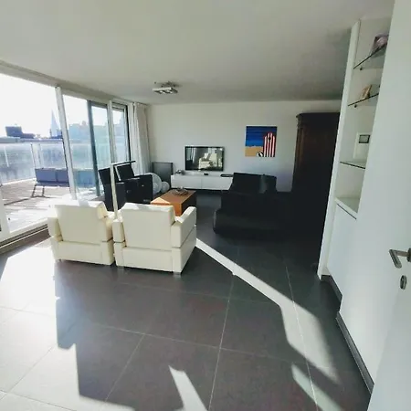 Lägenhet Penthouse Met Groot Terras