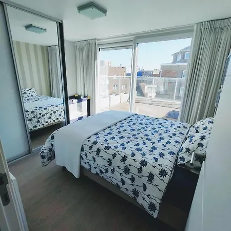 Penthouse Met Groot Terras * Oostende