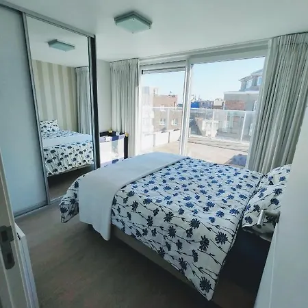 Penthouse Met Groot Terras Oostende